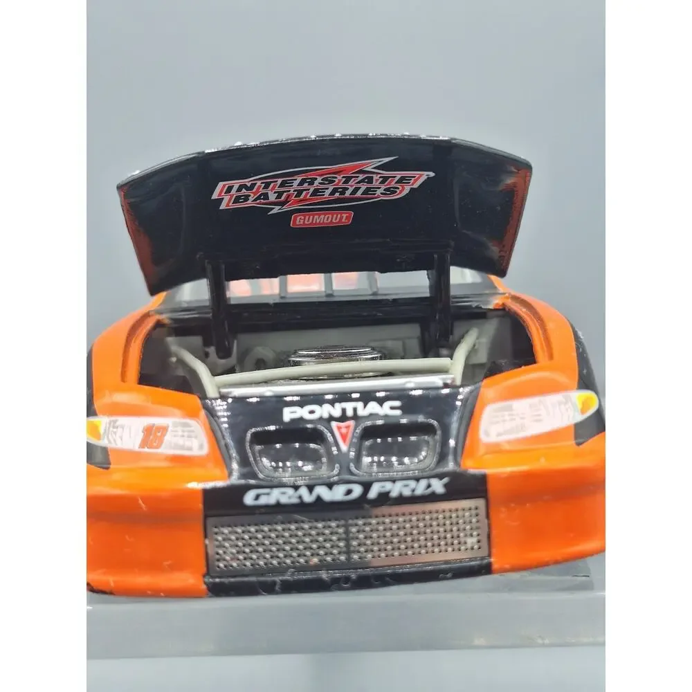 Bobby Labonte #18, 2001 Grand Prix. Interstate Batteries/Cal Ripkin Farewell.